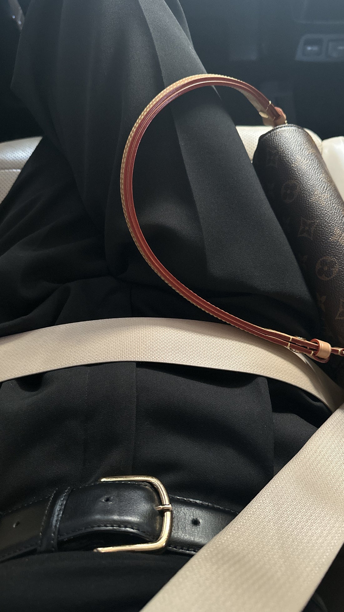 Highwaist Tuck Pants White (020)9月末納期　予約注文6/25まで