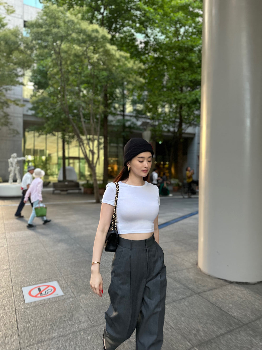 Highwaist Tuck Pants White (020)9月末納期　予約注文6/25まで